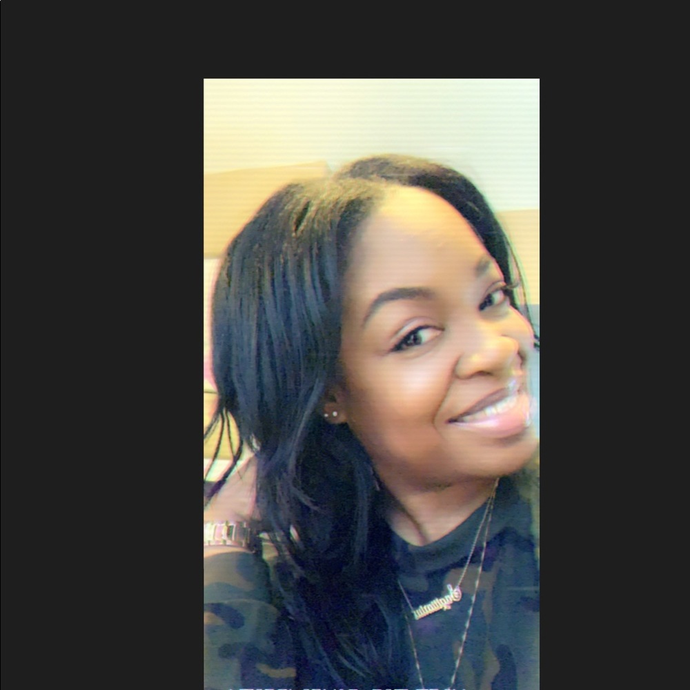 Meet your Posher, Anya